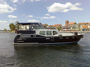 Yachtcharter auf der M&uuml;ritz und der Mecklenburgischen Seenplatte